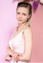 18400-Evgeniya-Frau-Bruxelles