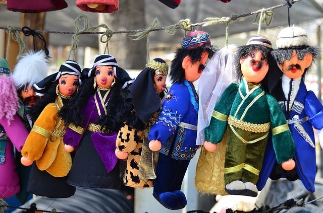 Traditionelle georgische Puppen