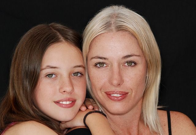 Glückliche moldauische Familie