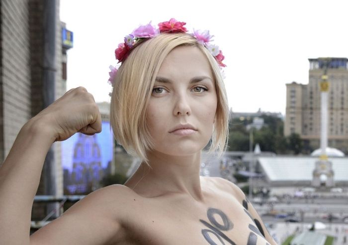 FEMEN und GENDER, gehen aus, ziehen sich aus und verlieren…